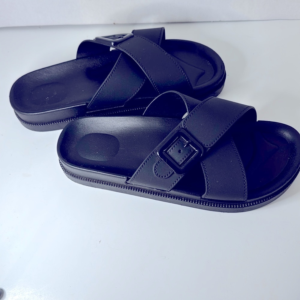 Black Slide Sandals with Buckle Size 7/8 Waterproof Slip On